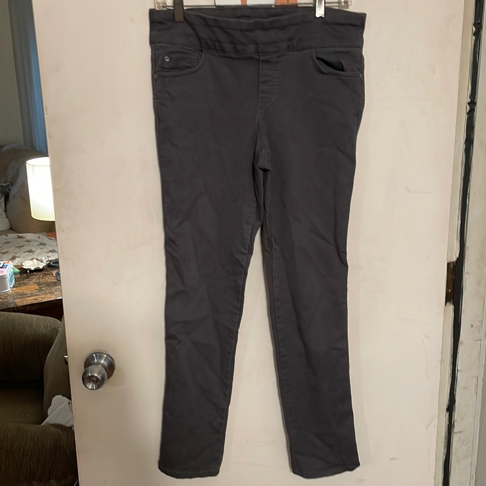 Woman’s intro grey pants straight leg size 12 stretch